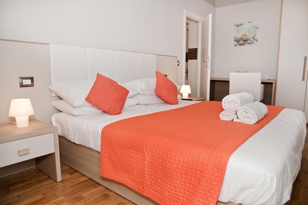 Spanish Steps House Vittoria روما الغرفة الصورة